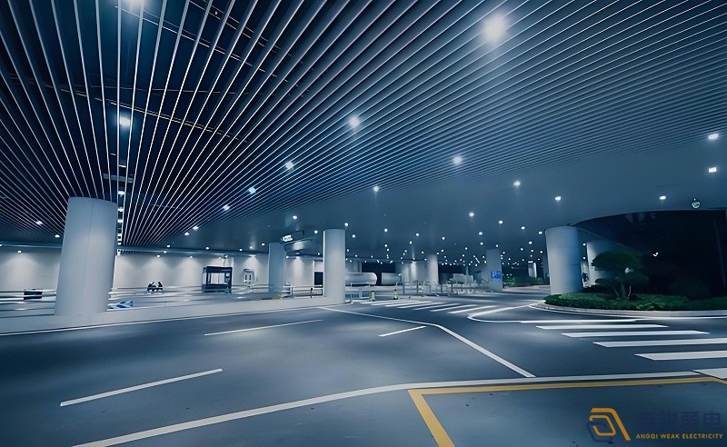 在地下車庫，看燈光如何綠色“智”變？