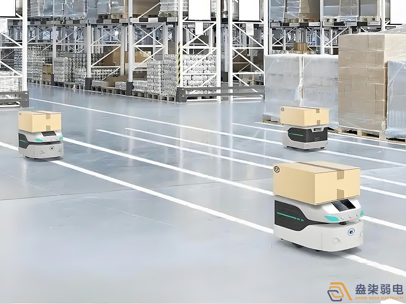 料箱機器人AGV，實現智能倉儲